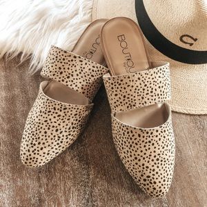 NWT Leopard Shoes Size 7